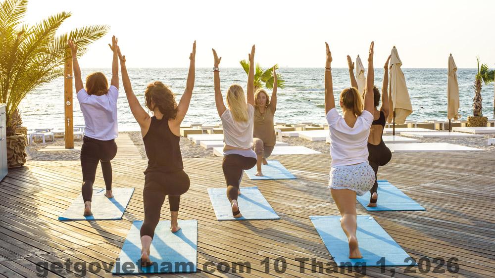 Không gian yoga và thiền tại La Vie Est Belle giữa thiên nhiên, không đặt nặng tiện ích giải trí