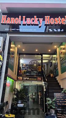 Hanoi Lucky Hostel Review 2026: Ở Phố Cổ – Rẻ, Tiện Hay Chỉ “Đủ Dùng”? 6 Bữa sáng đơn giản tại Hanoi Lucky Hostel gồm bánh mì, trứng và cà phê