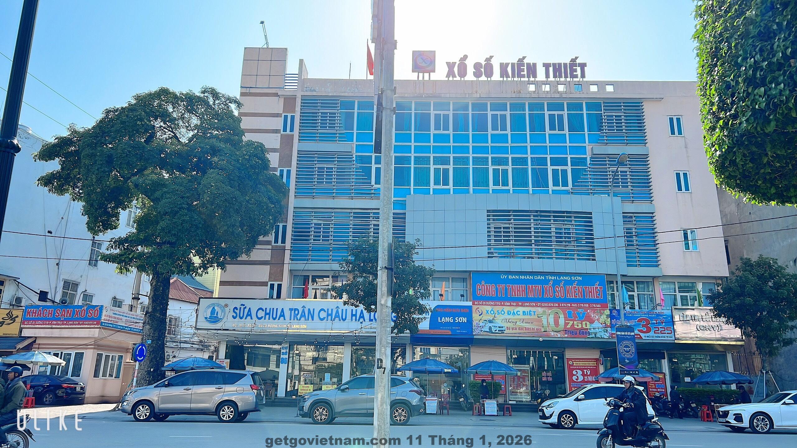 Khách sạn Đông Kinh Lạng Sơn nhìn từ bên ngoài, vị trí trung tâm thành phố gần chợ Đông Kinh