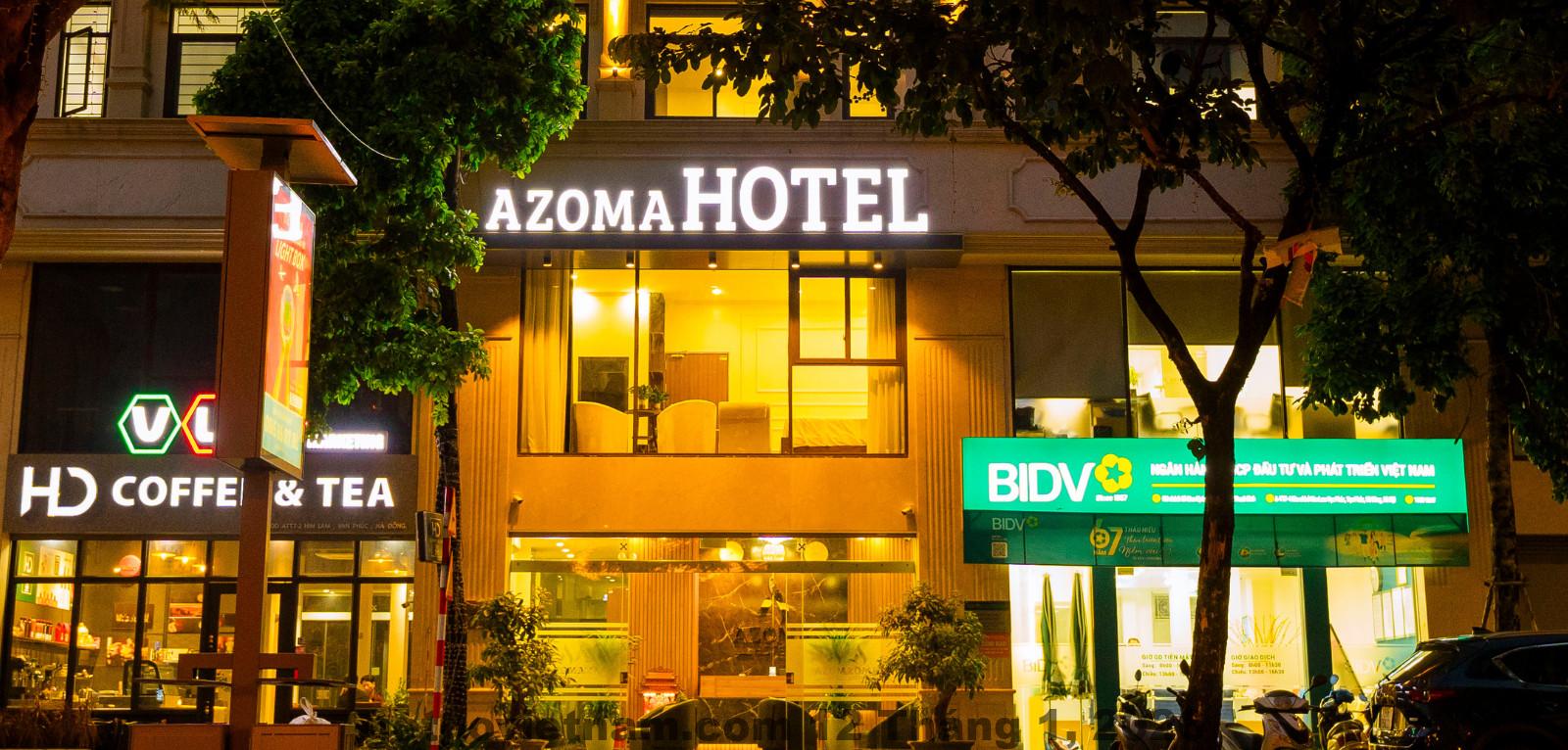 Mặt tiền Azoma Hotel Hà Đông với thiết kế hiện đại, nằm trong khu dân cư Him Lam Vạn Phúc